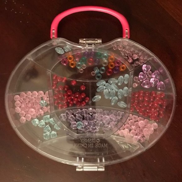 Butterfly and Oval Multi Compartment Clear Plastic Handled Bead Cases - Picture 3 of 4